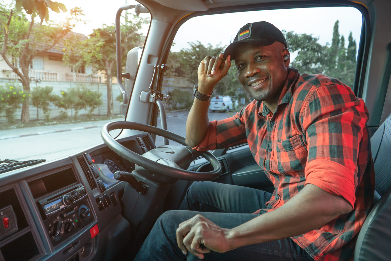 A National Trucker Shortage Forces Recruiting New Drivers